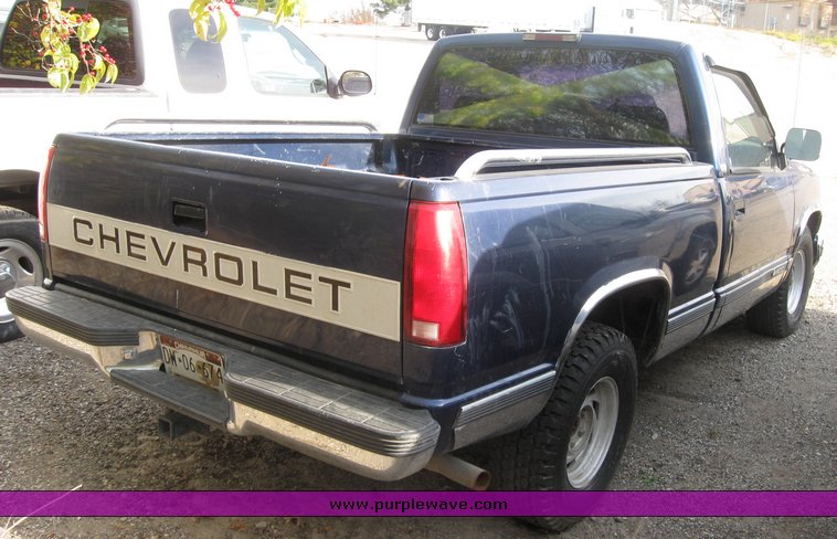 image for item 3494 1994 Chevrolet 1500 Silverado
