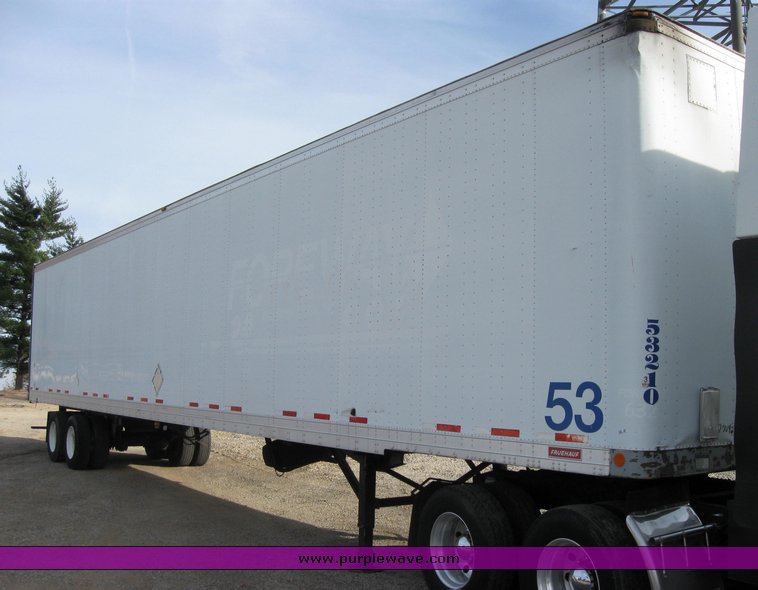 image for item 3495 1995 Fruehauf 53' enclosed trailer