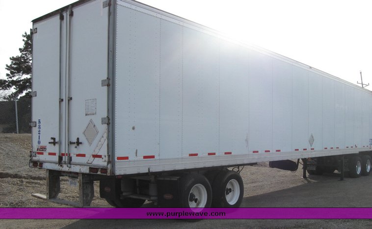 image for item 3495 1995 Fruehauf 53' enclosed trailer