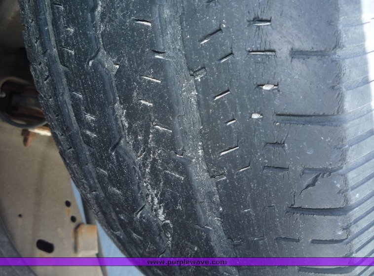 image for item 4071 2004 Chevrolet C1500 Silverado