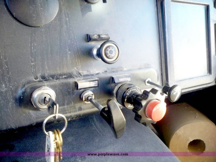 image for item 4190 1996 International 3800 65 passenger bus