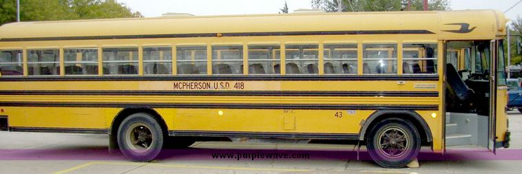 image for item 5062 1992 Blue Bird 71 capacity bus