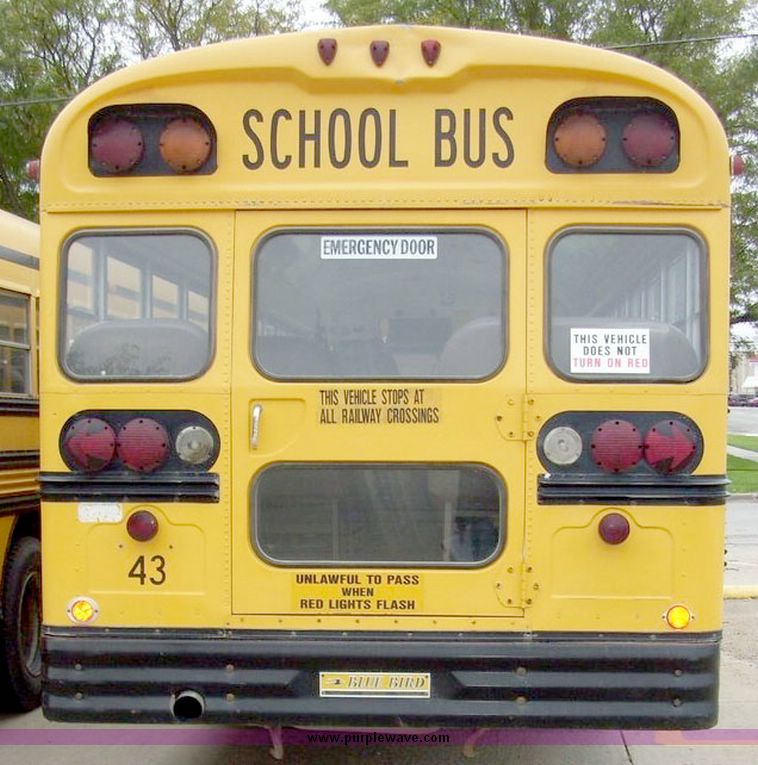 image for item 5062 1992 Blue Bird 71 capacity bus