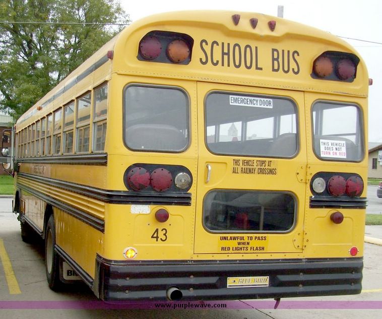 image for item 5062 1992 Blue Bird 71 capacity bus