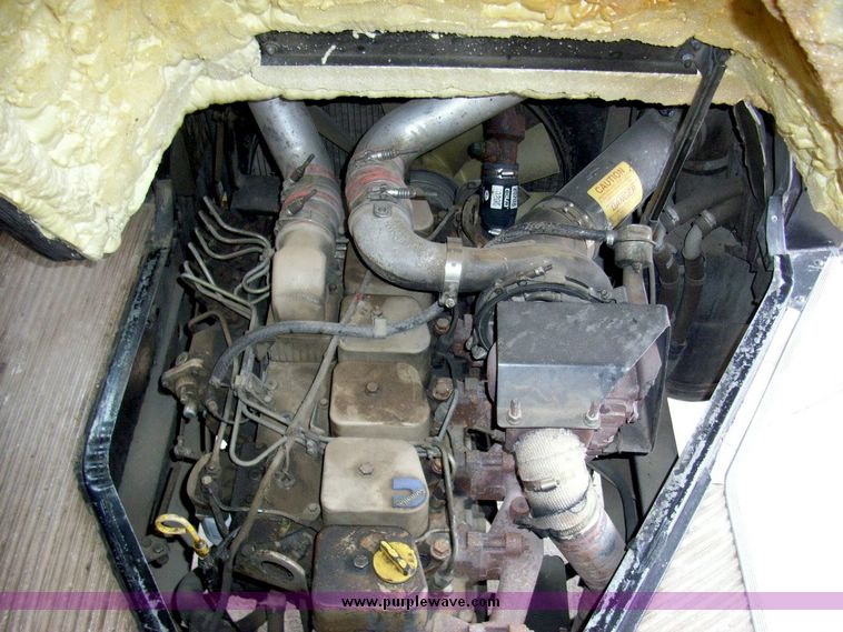 image for item 5062 1992 Blue Bird 71 capacity bus