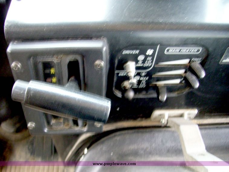 image for item 5062 1992 Blue Bird 71 capacity bus