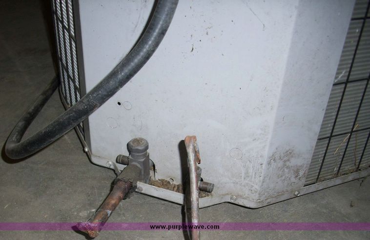 image for item 5103 Carrier three ton air conditioner condenser