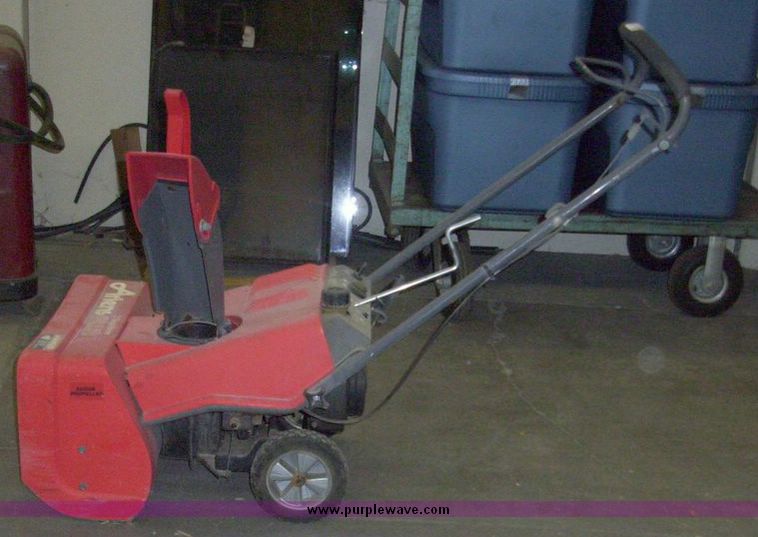 image for item 5109 Ariens Plus two stage snow blower