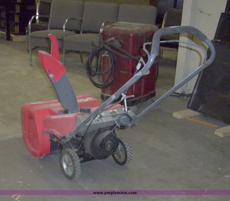 image for item 5109 Ariens Plus two stage snow blower
