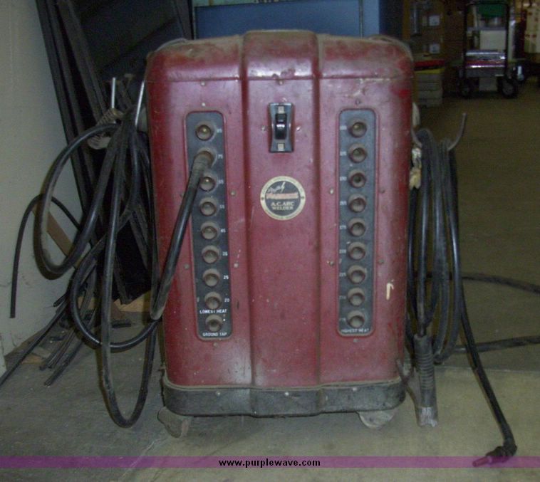 image for item 5110 Marquette AC arc welder