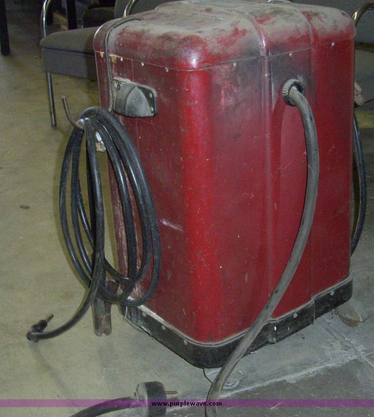 image for item 5110 Marquette AC arc welder