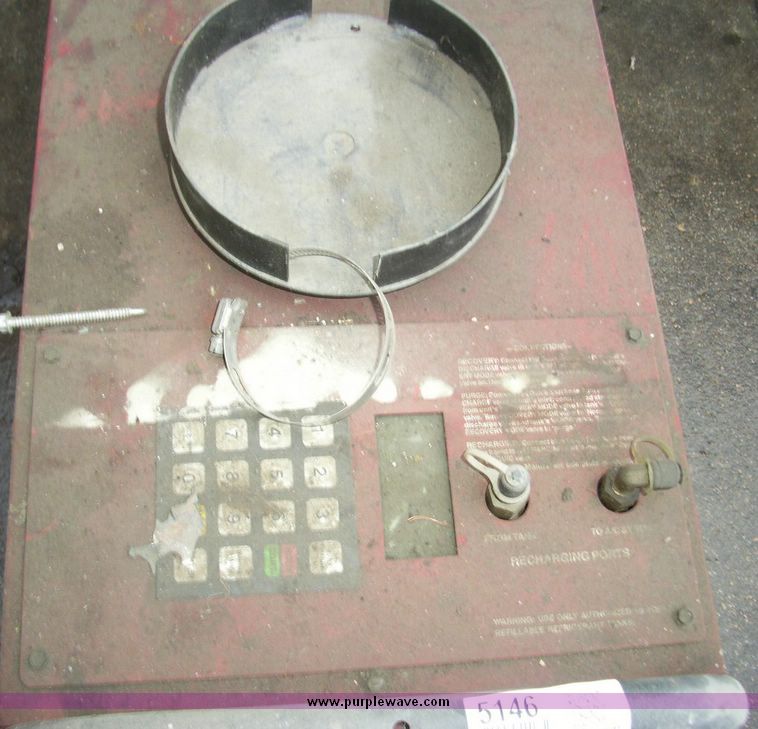 image for item 5146 Robinair R-12 refigerant recovery/recharging system