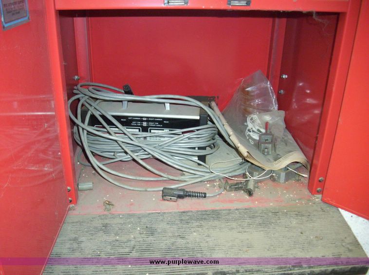 image for item 5148 Hunter F111 alignment machine