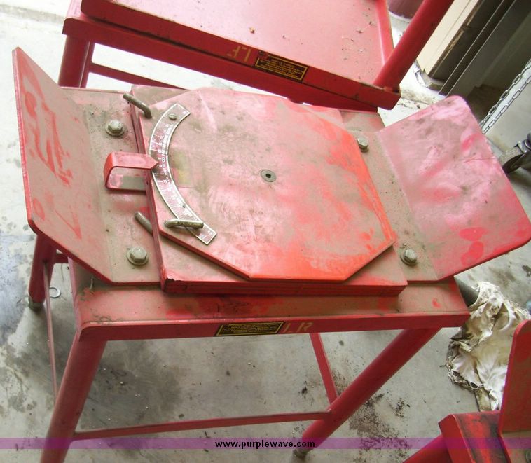 image for item 5148 Hunter F111 alignment machine