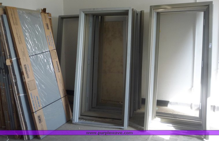 image for item 6472 Assorted doors and frames