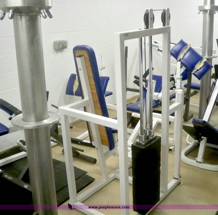 image for item 7461 (10) weight training machines