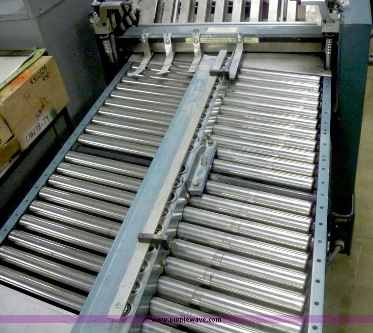 image for item 7477 Baum paper folder