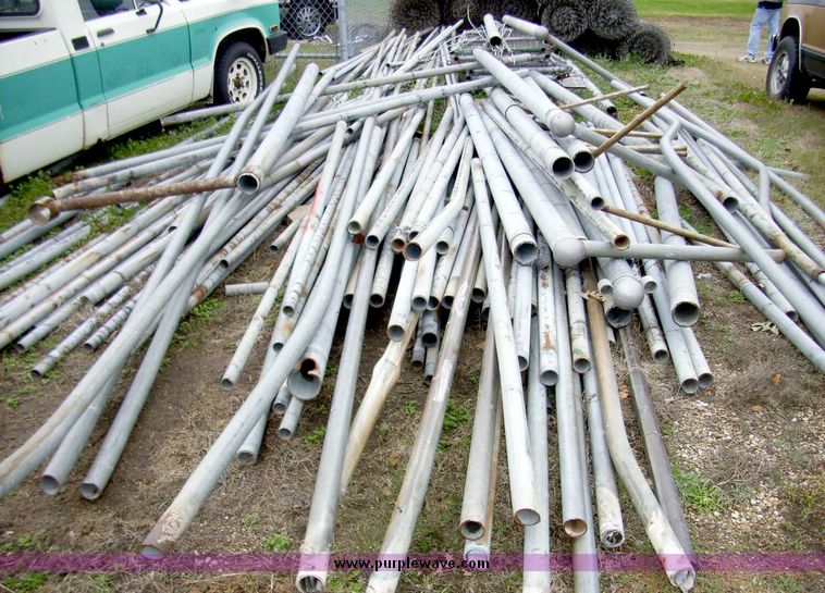 image for item 7720 (14) rolls of chain link fence