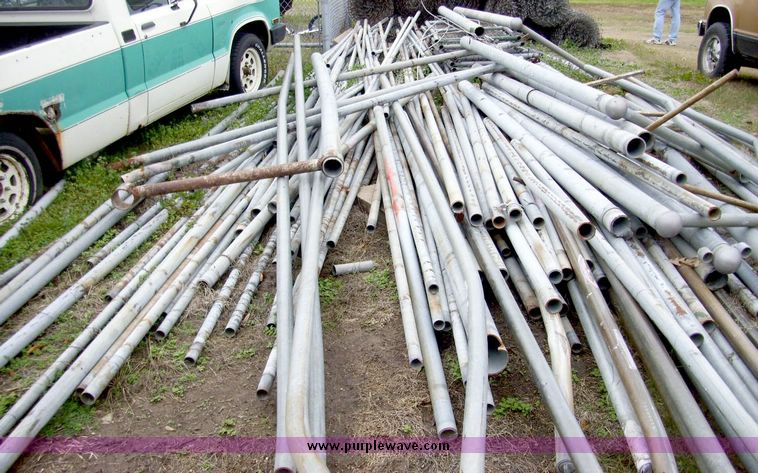 image for item 7720 (14) rolls of chain link fence