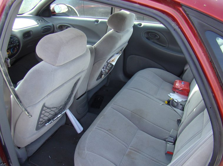 image for item 8380 1996 Ford Taurus