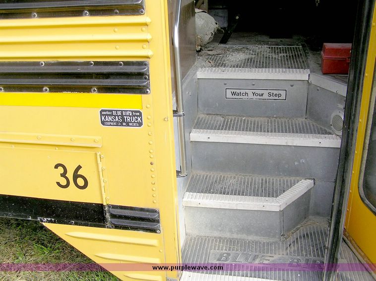 image for item 8814 1995 Chevrolet B7T042 Bluebird bus