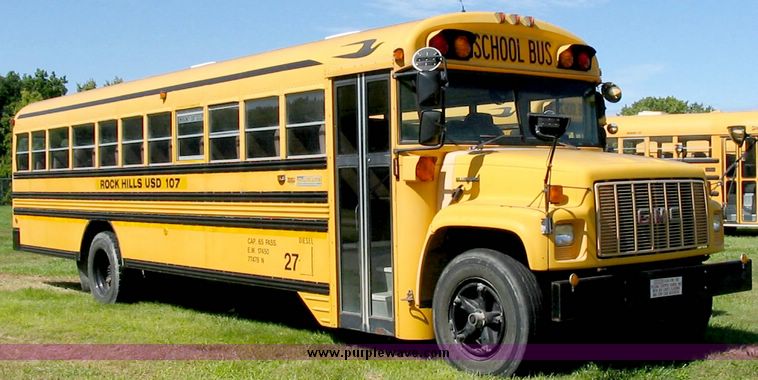 image for item 8815 1996 GMC B7T042 Blue Bird bus