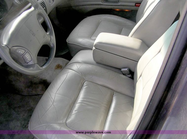 image for item 8816 1994 Oldsmobile 88 Royale LS