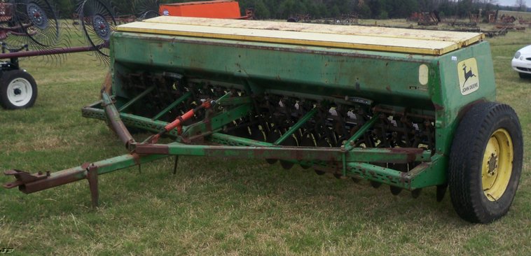 image for item 5151 John Deere 8350 grain drill