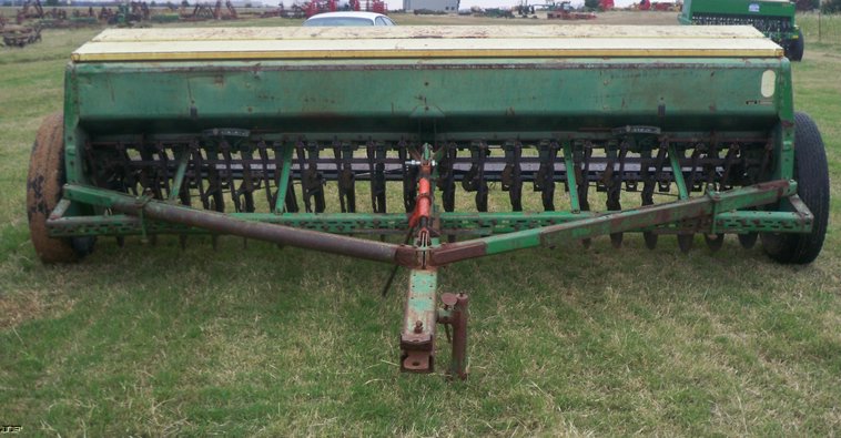image for item 5151 John Deere 8350 grain drill