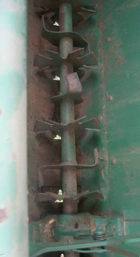 image for item 5154 John Deere 12' native grass seeder