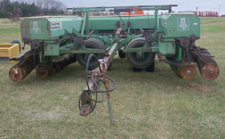 image for item 5155 Great Plains FPF30 30' folding drill