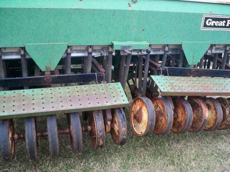 image for item 5155 Great Plains FPF30 30' folding drill