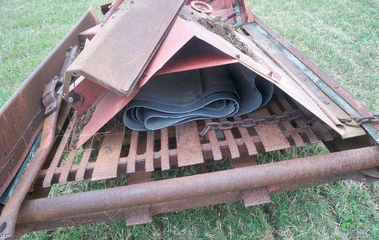 image for item 5169 Double windrow attachment for Hesston self propelled swather