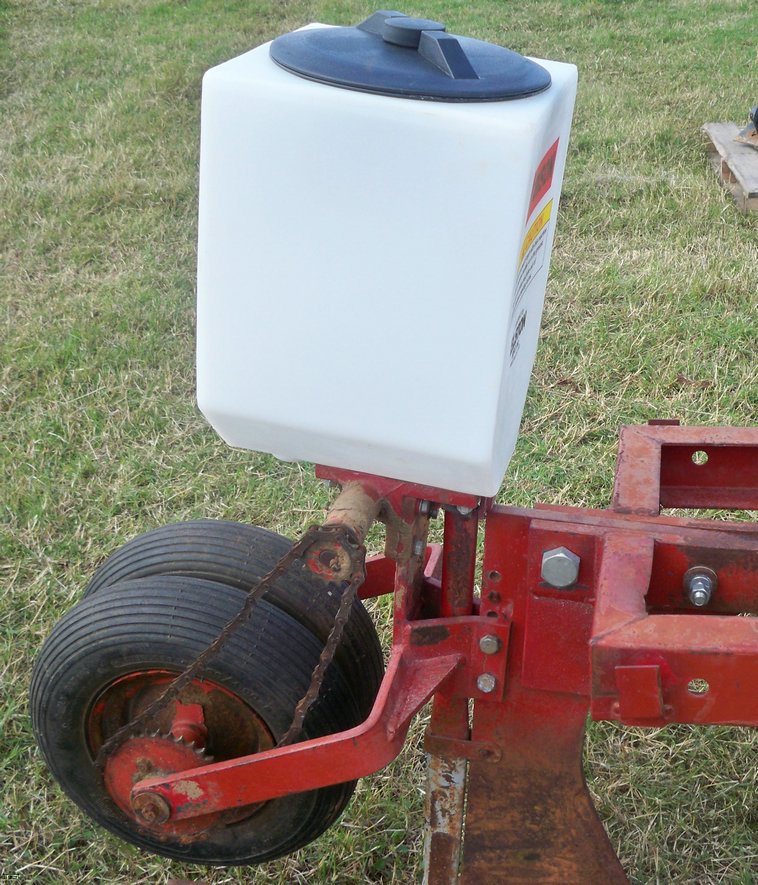 image for item 5172 Gopher getter poison injector