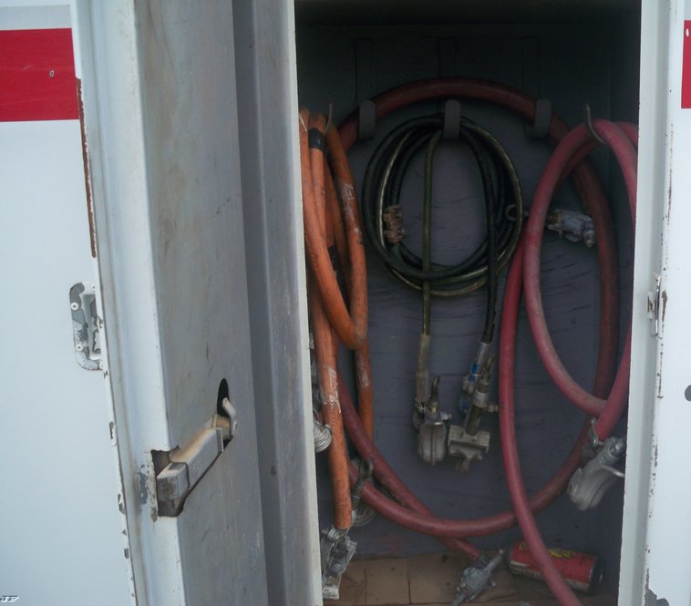 image for item 5180 1994 International 4900 crew cab bucket truck