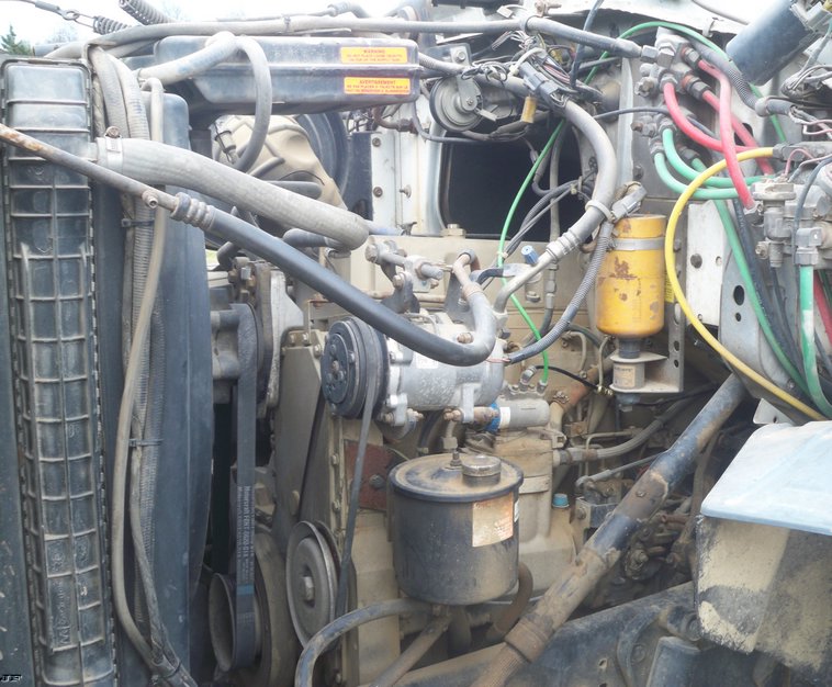 image for item 5181 1991 Ford L9000 semi truck