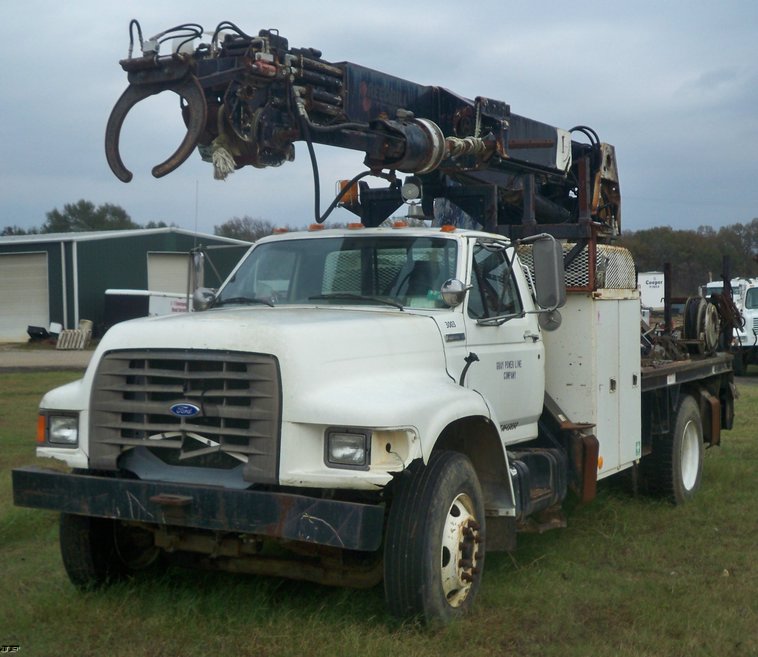 image for item 5182 1996 Ford F700