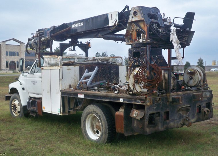 image for item 5182 1996 Ford F700