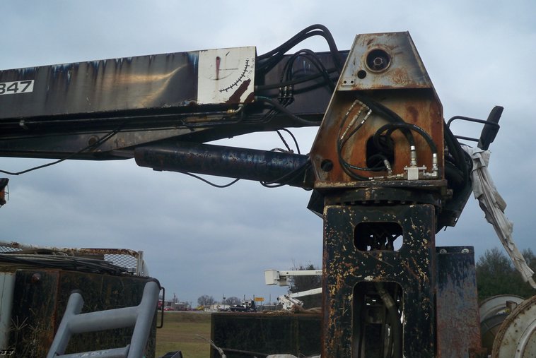 image for item 5182 1996 Ford F700