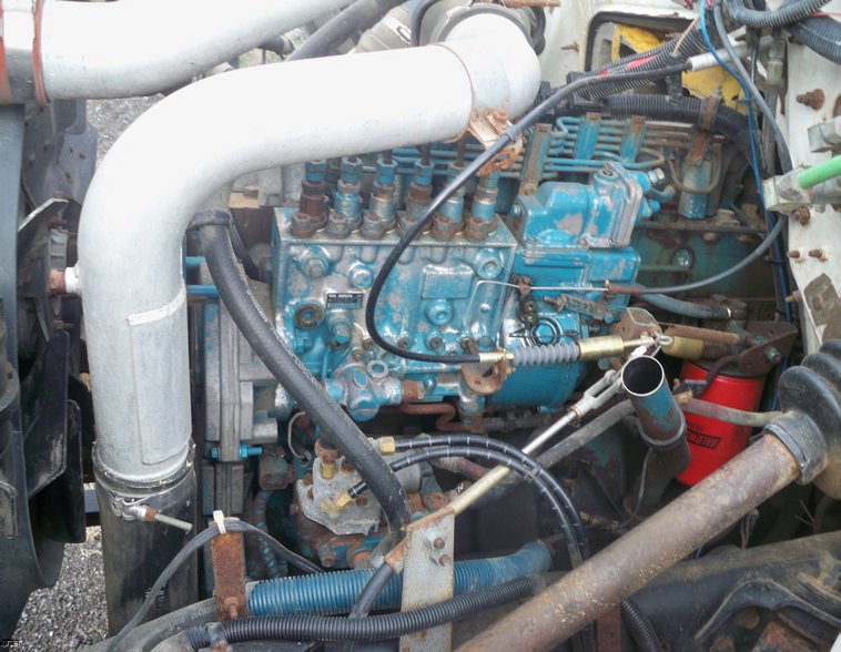 image for item 5184 1996 International 4700 boom truck