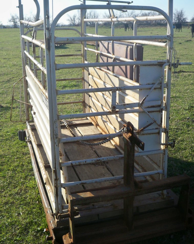 image for item 5185 Paul livestock scales