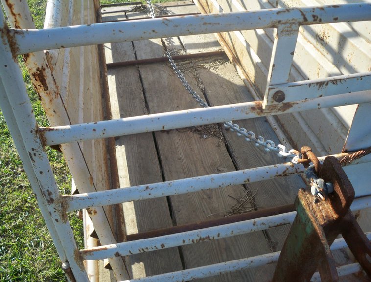 image for item 5185 Paul livestock scales