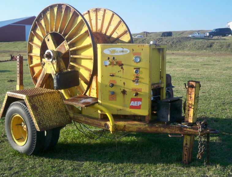 image for item 5189 Hydraulically driven cable reel