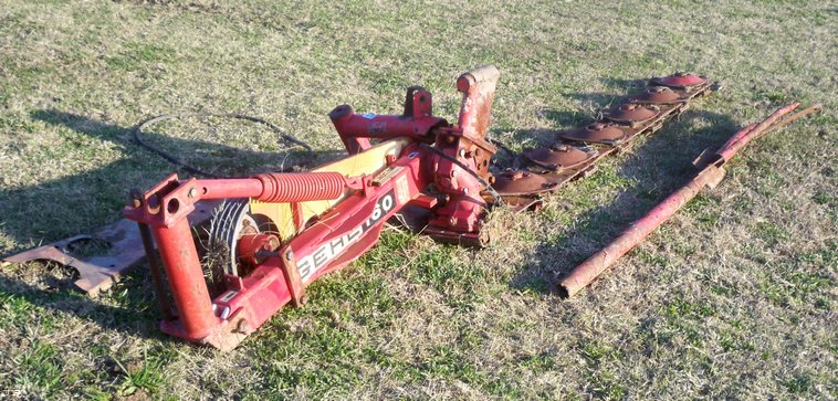 image for item 5191 Gehl 160 sickle mower