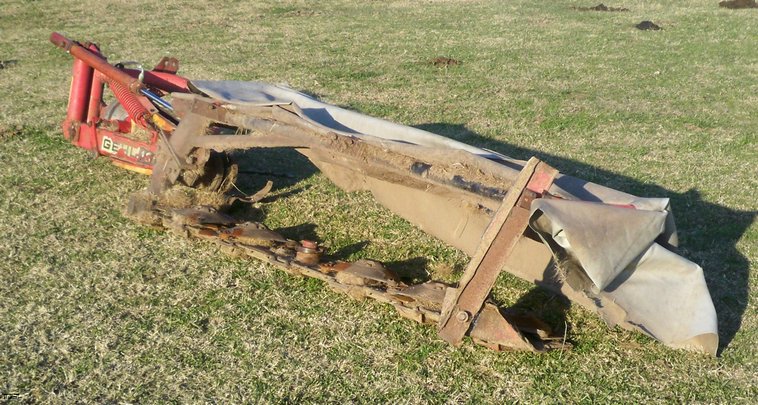 image for item 5192 Gehl 160 sickle mower