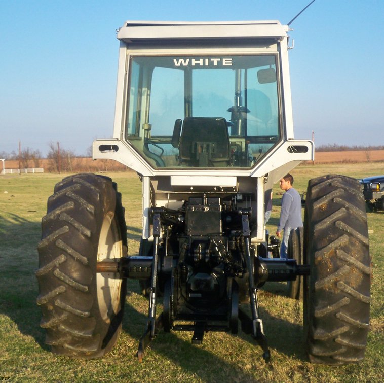 image for item 5194 1979 White 2-135 tractor