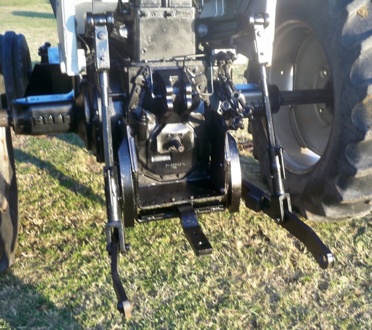 image for item 5194 1979 White 2-135 tractor