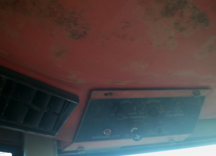 image for item 5194 1979 White 2-135 tractor