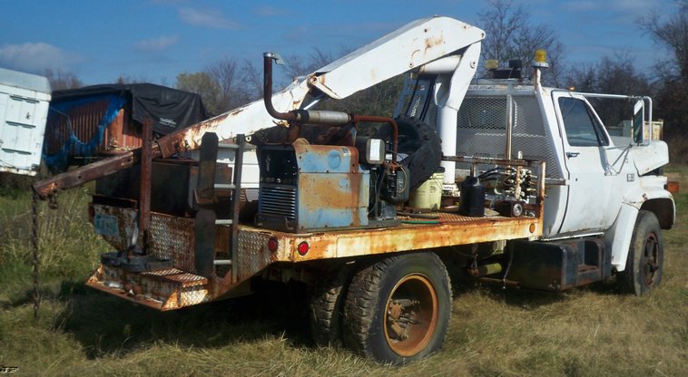 image for item 5199 1983 Chevrolet C6000 truck