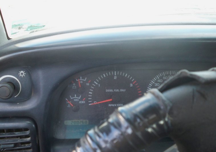 image for item 5200 1998 Dodge Ram 2500 extended cab pickup